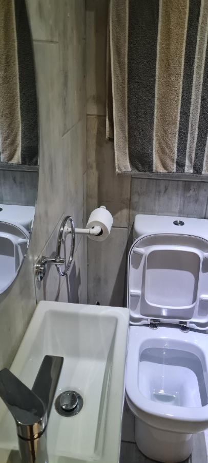 Bayswater Guest Rooms 블룸폰테인 외부 사진